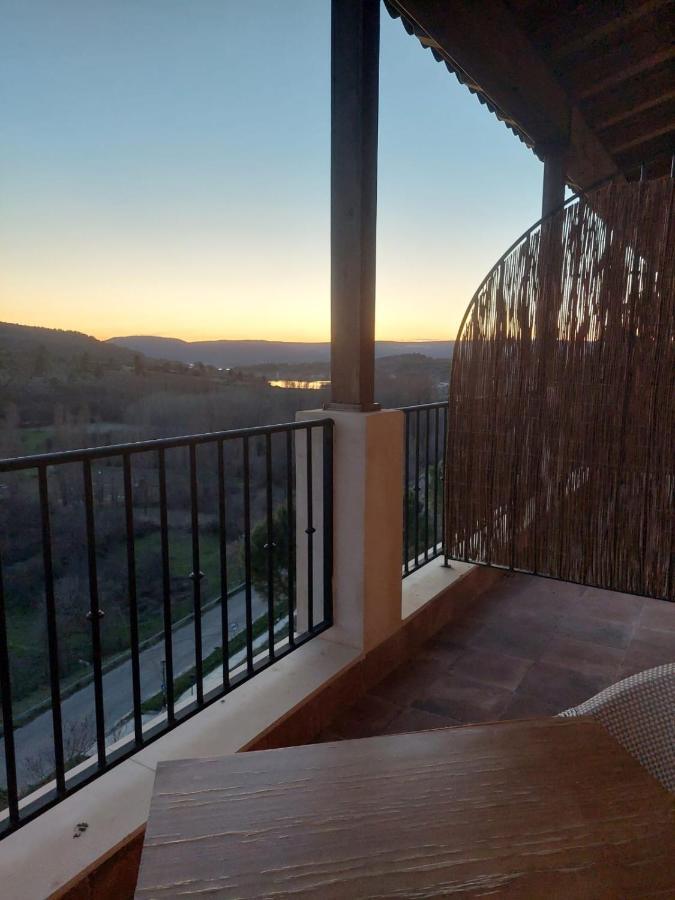 فندق El Balcon De La Vega Pareja المظهر الخارجي الصورة